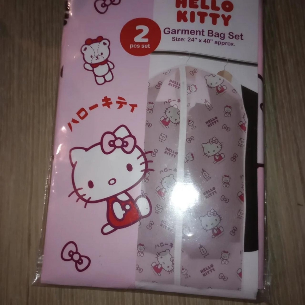 ๐ Hello Kitty Bundle ๐ - Picture 4 of 9